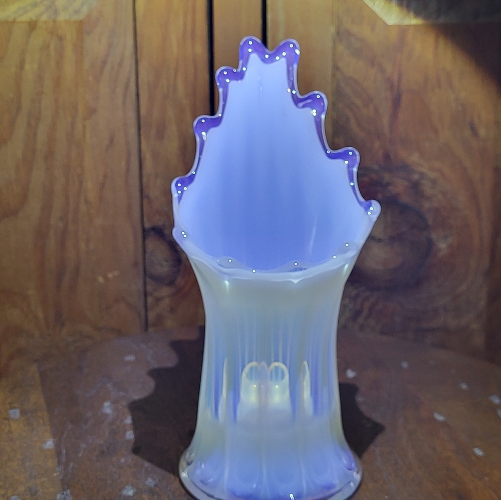 Fostoria "Heirloom" opalescent glass candleholder - Picture 6 of 17